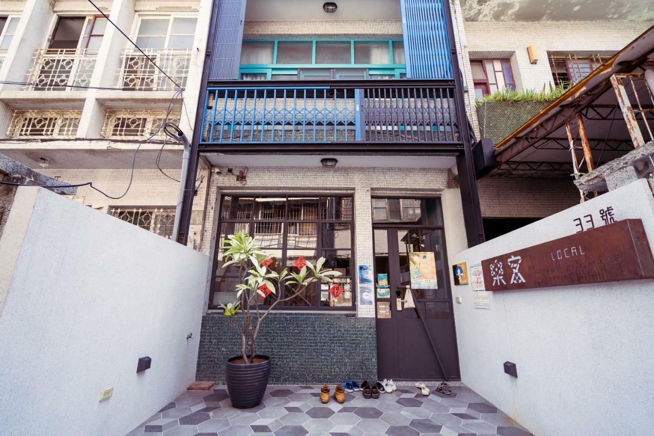 Local Backpacker Hostel Tainan Exterior foto